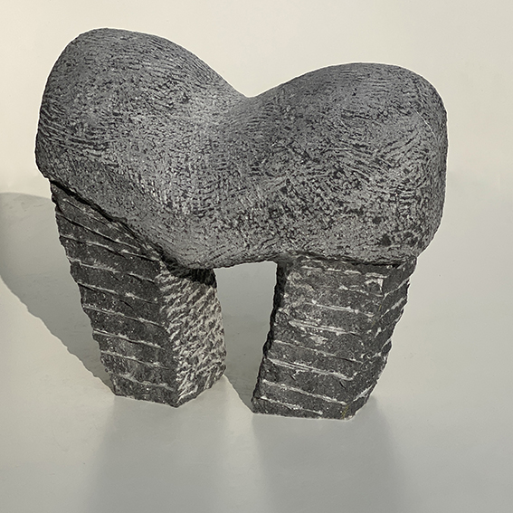 Collapsing stone